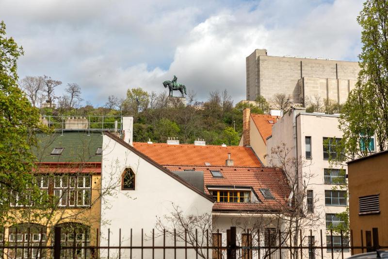 Sir Toby's Midtown - image 15