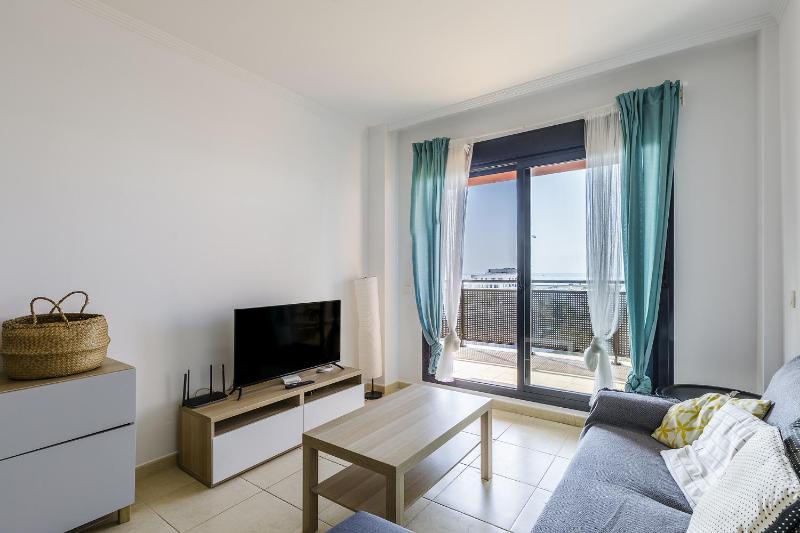 A&N Sea View Family Apartment with Pool & Parking - image 16