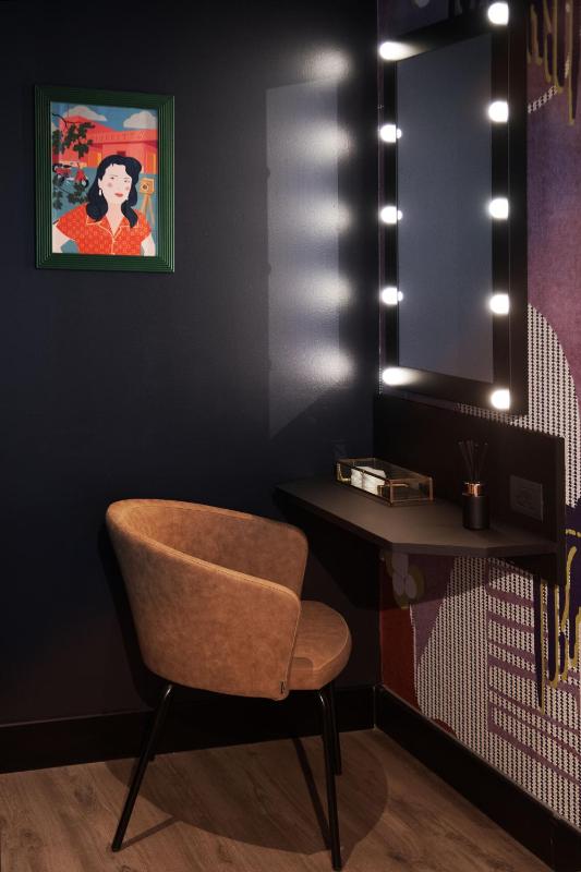 Superior Classic Room image 3