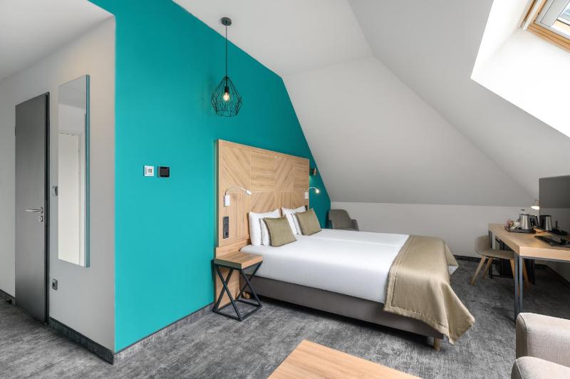 Large Double Room image 2