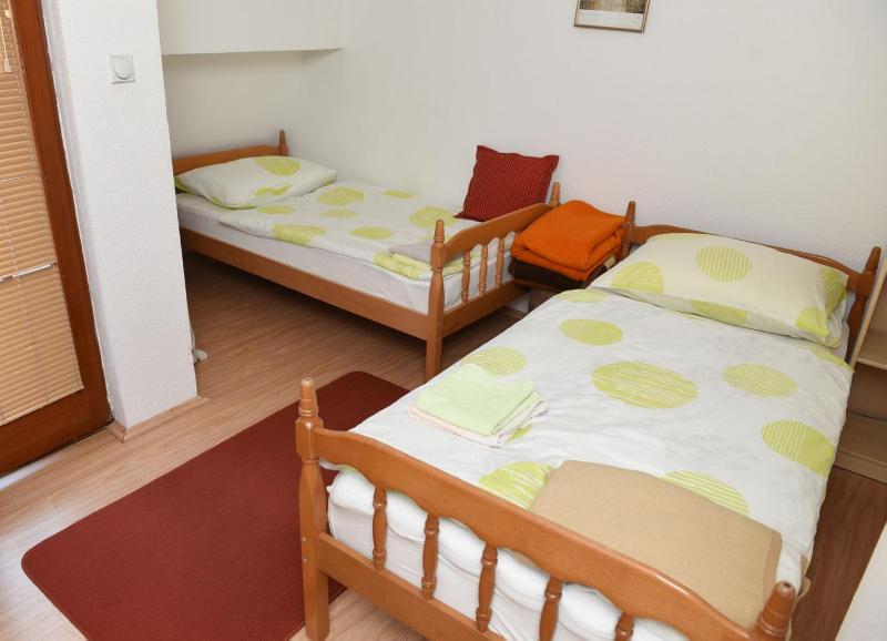 Guesthouse Ema - image 8