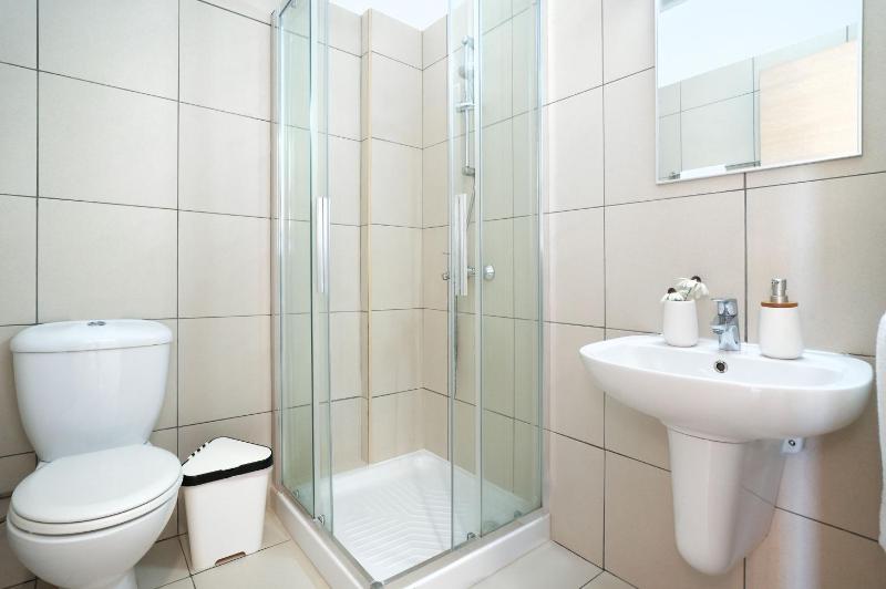 MERYL - Coralli Beachfront Apartment - image 10