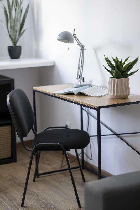 Elegant Grey Apartment Wspólna Śródmieście in Warsaw by Noclegi Renters - image 16