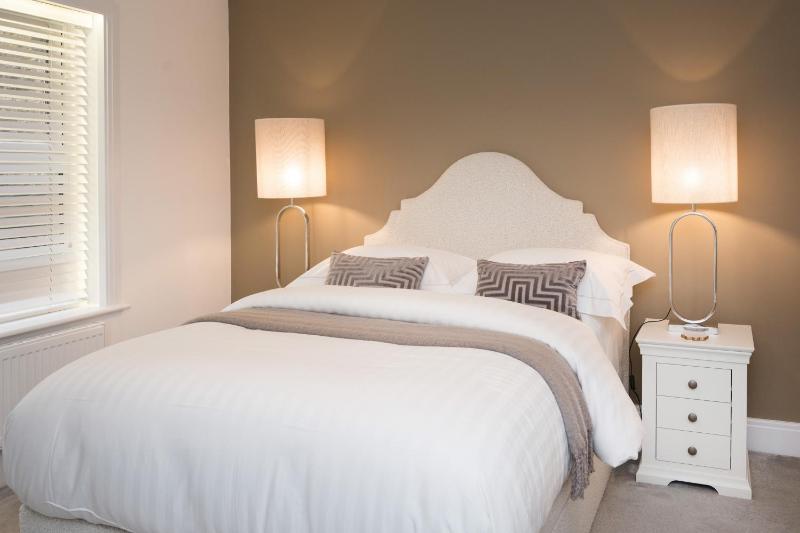 SixtyTwo by Harrogate Serviced Apartments - image 5