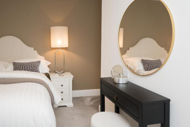 SixtyTwo by Harrogate Serviced Apartments - image 8