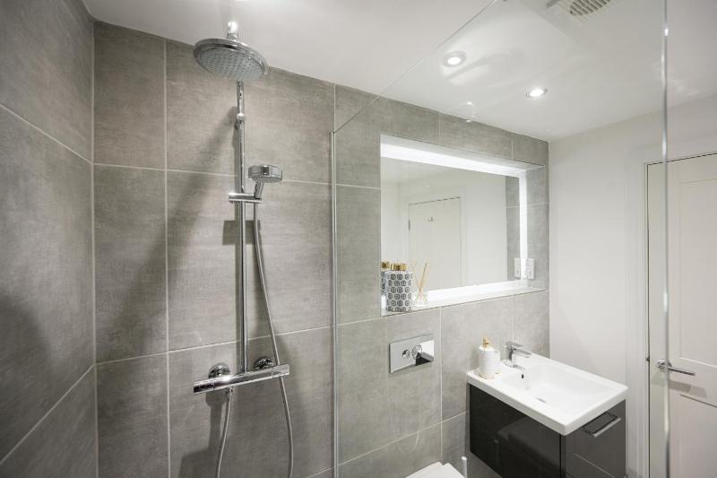 SixtyTwo by Harrogate Serviced Apartments - image 15