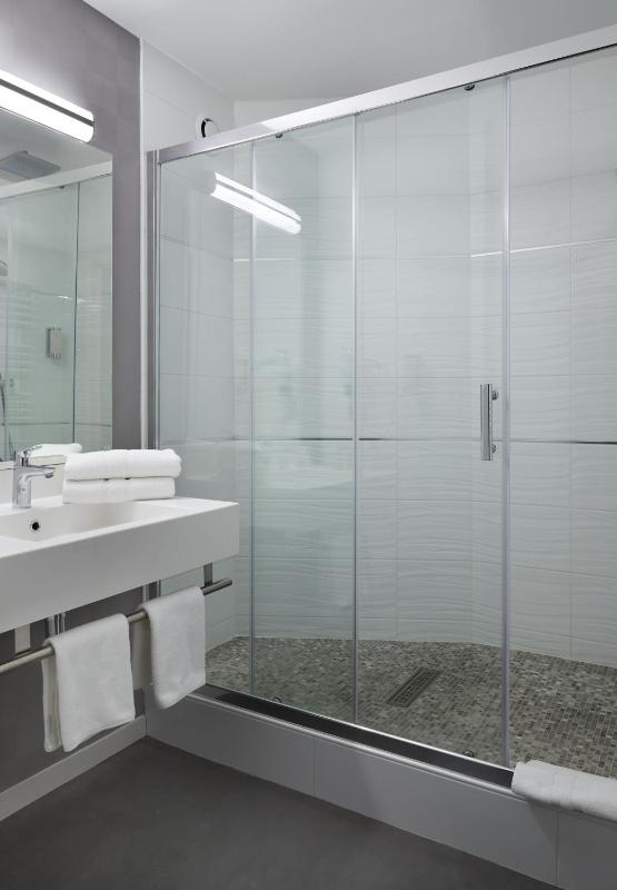 Executive Double Room image 4