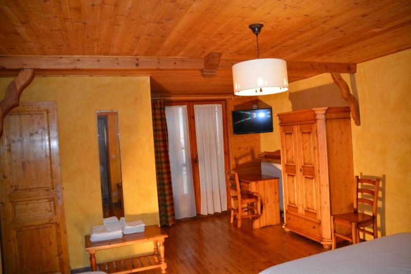 Triple Room image 3