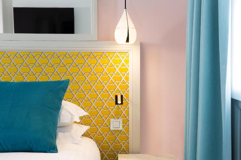 Classic Single Room image 3