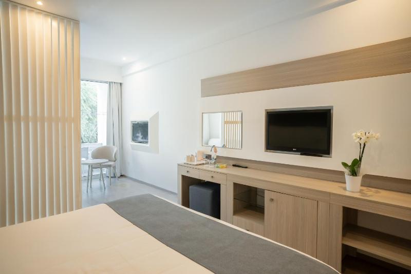 MARGADINA HOTEL - image 7