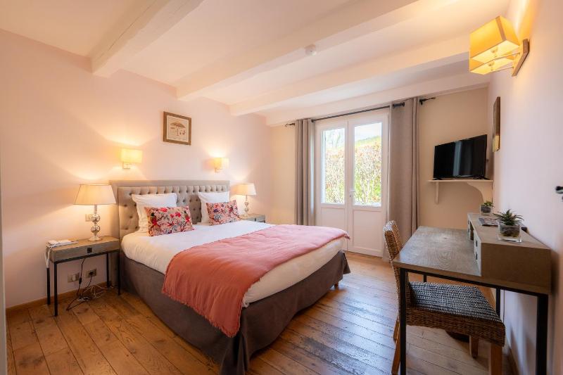 Superior Double Room with Terrace North Side image 1