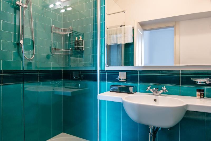 Superior Double Room image 2