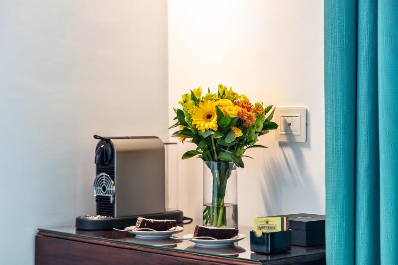 Junior Suite with Sea View image 2