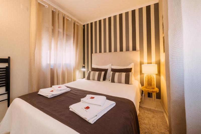 Double Room image 2