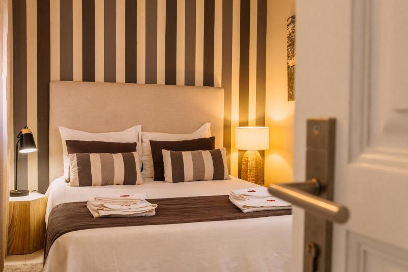 Double Room image 3