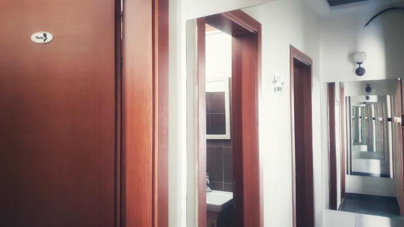 Scodrinon Hostel - image 8