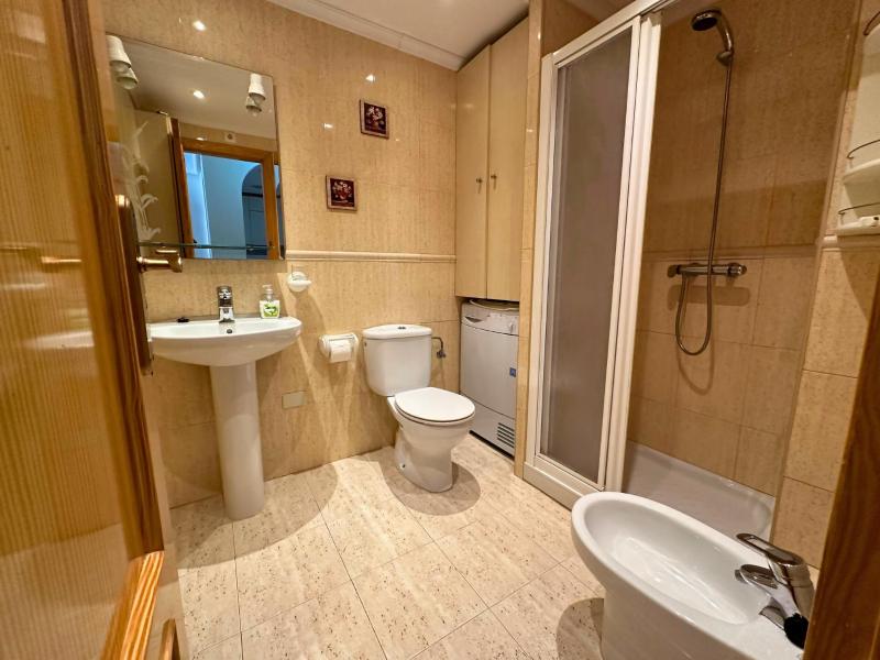 Ciprés 4: Apartamento en urbanización con piscina - image 9
