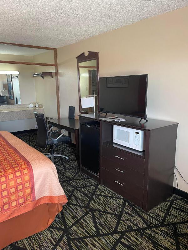 Single Room image 3