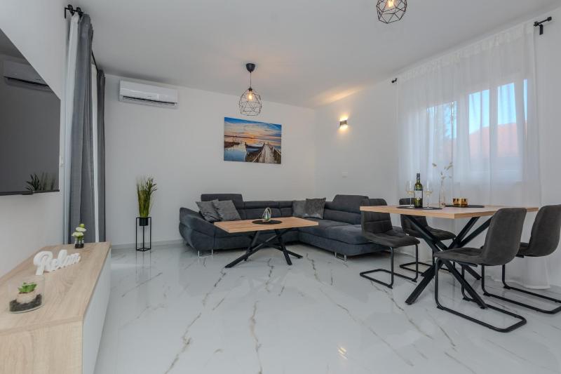 Apartments by the sea Vir - 23385 - image 6
