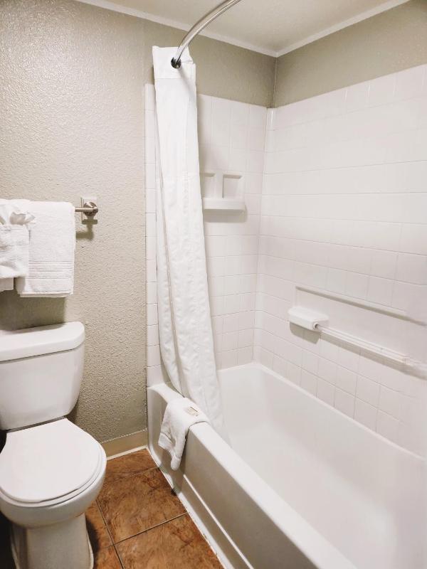 Days Inn by Wyndham Denver Downtown - image 17