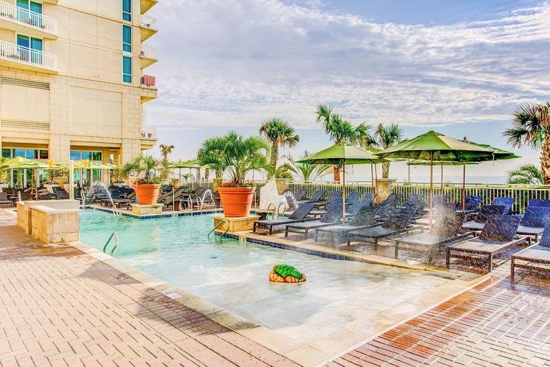 Hilton Ocean Beach Club Resort Virginia Beach VA - 2BR Suite - image 8