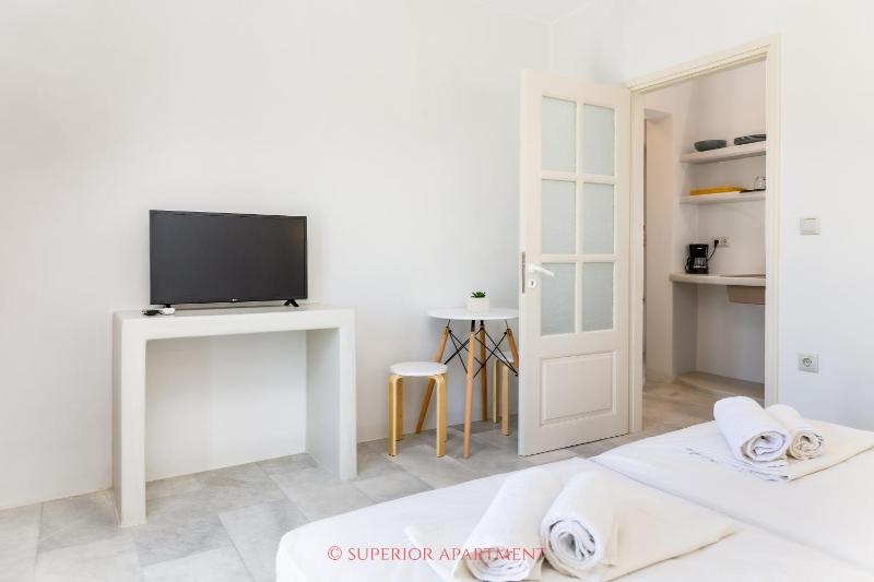 Two-Bedroom Superior Apartment image 3