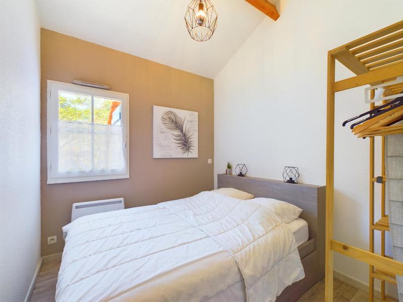 Maison pour 5 proche plage piscine commune - image 15
