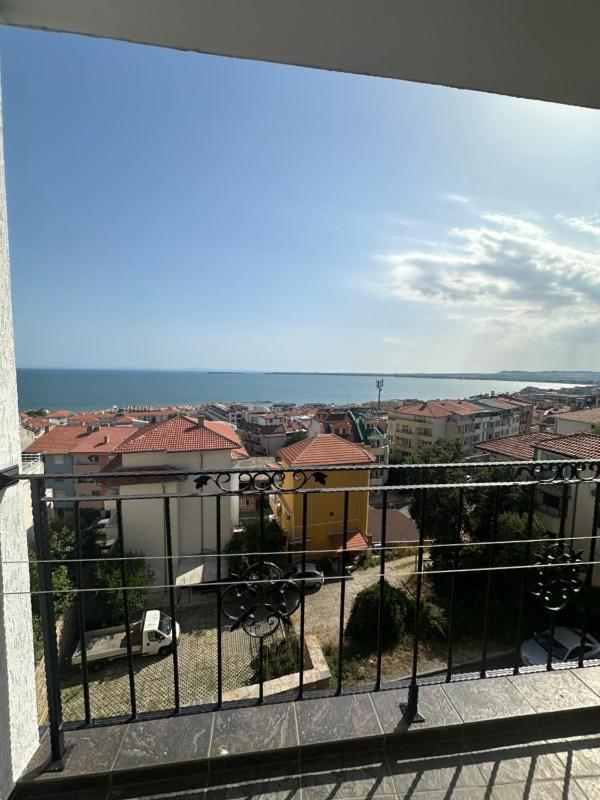Elegant Studio with Sea view in Saint Vlas - image 6