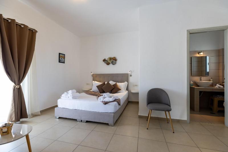 Junior Suite image 2