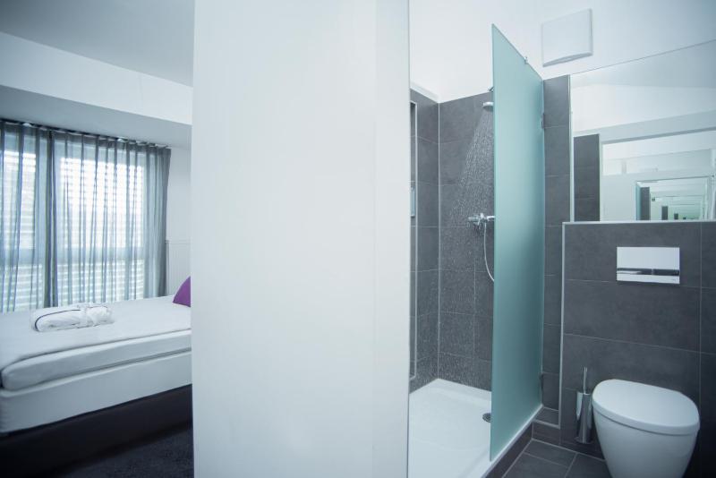 Deluxe Single Room image 4