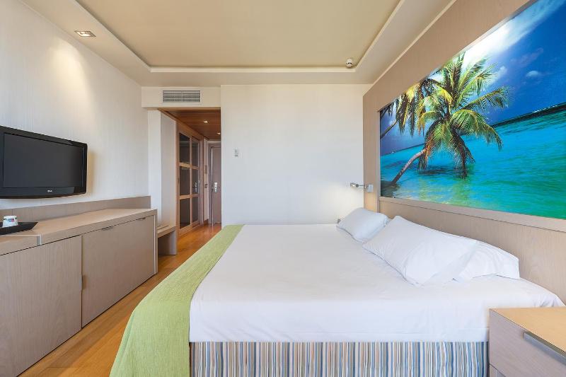 Habitación Superior con Balcón image 3