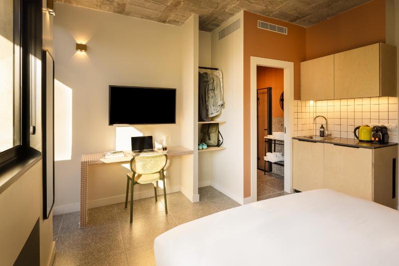 Savanna - by Loginn Tel-Avivian hotels - image 7