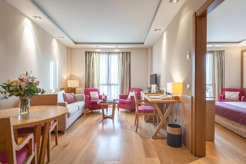 Junior Suite image 1