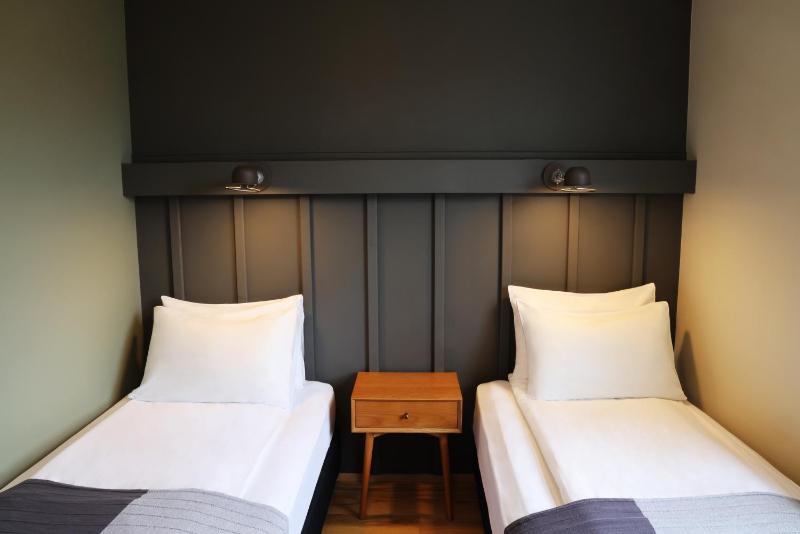 Standard Double or Twin Room with Ocean View image 1