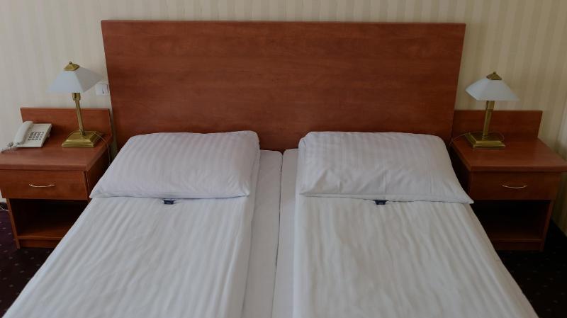 Double Room image 4