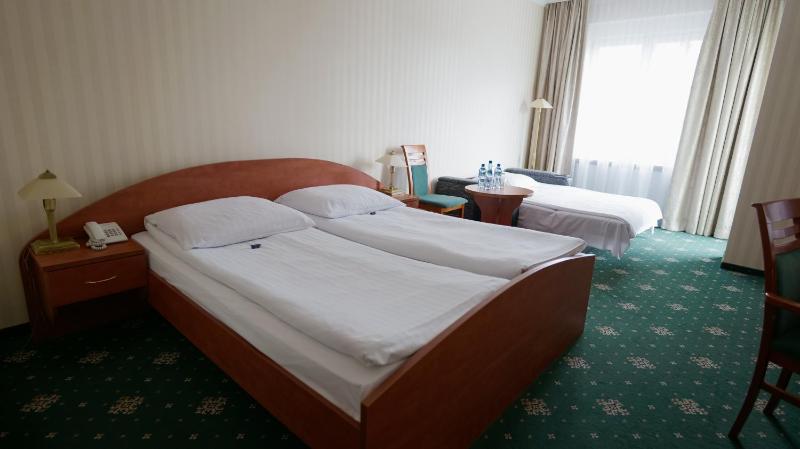 Triple Room image 3