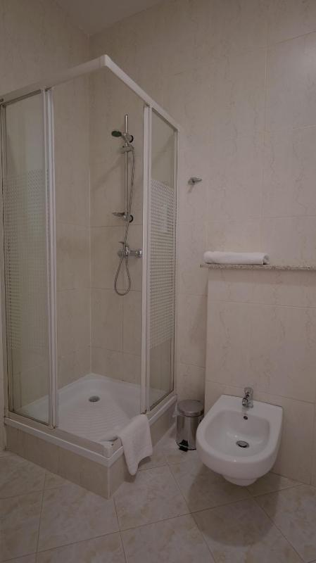 Single Room image 2