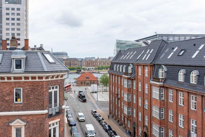 Three-Bedroom Apartment image 2