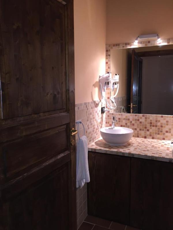 Comfort Triple Room with Shower image 3