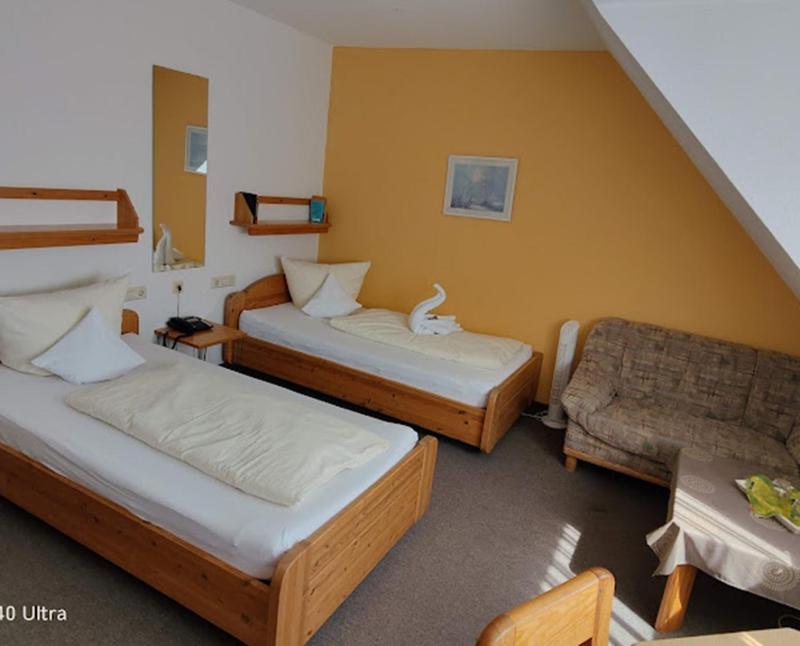 Double or Twin Room Annex image 1