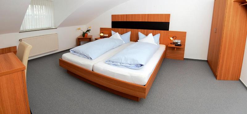 Double or Twin Room Main House image 1