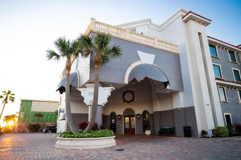 Castillo Real St. Augustine Beach Resort Tapestry by Hilton - image 4