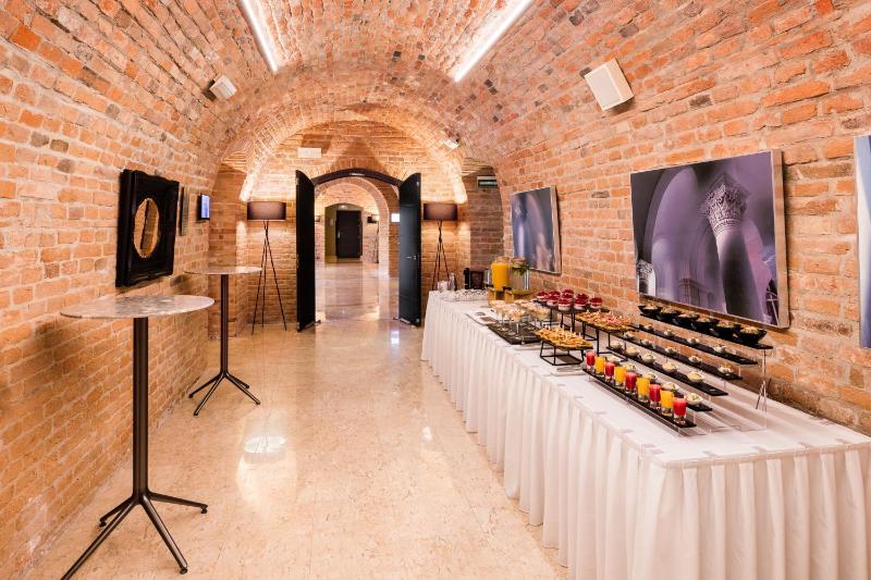 Grand Palace Brno - Small Luxury Hotels of the World - image 46