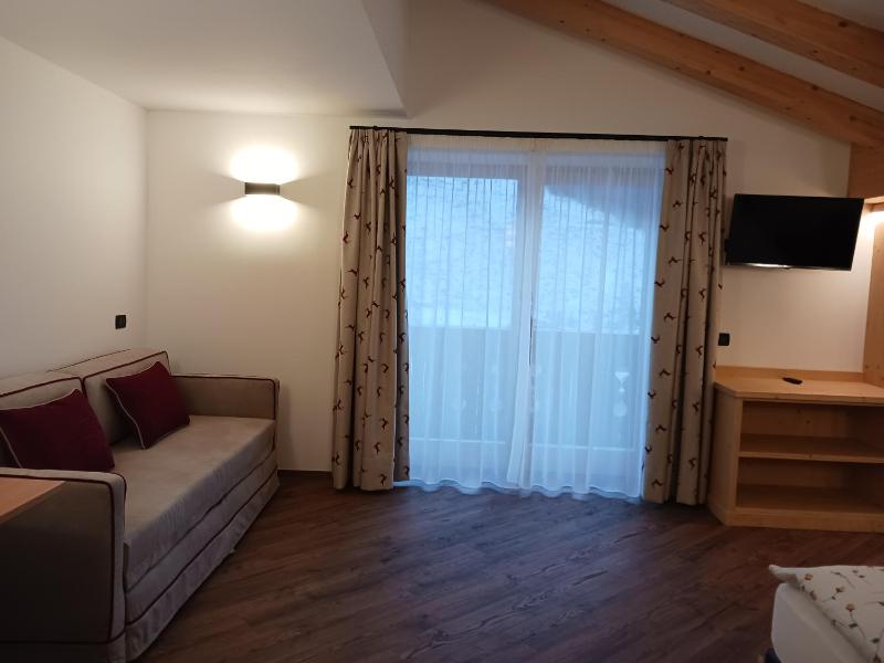 Superior Double Room image 3