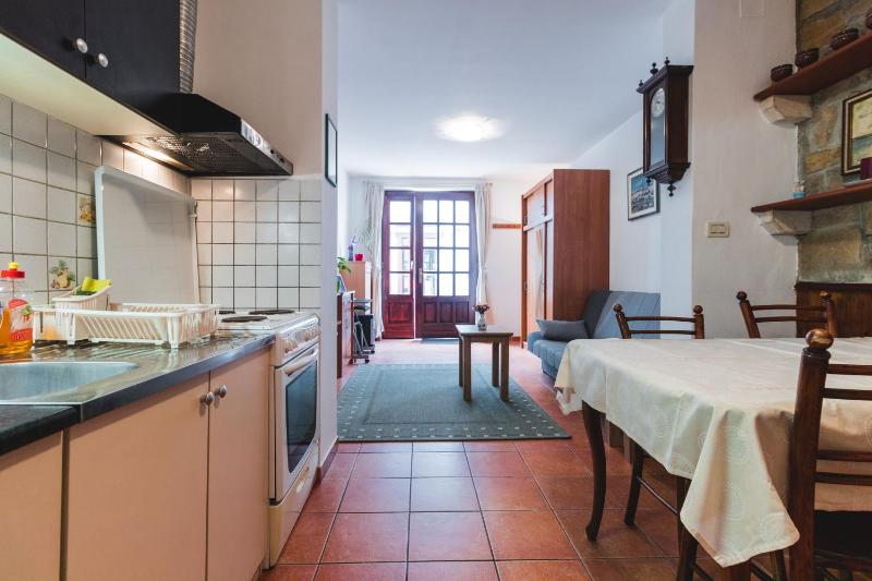 One Bedroom image 1