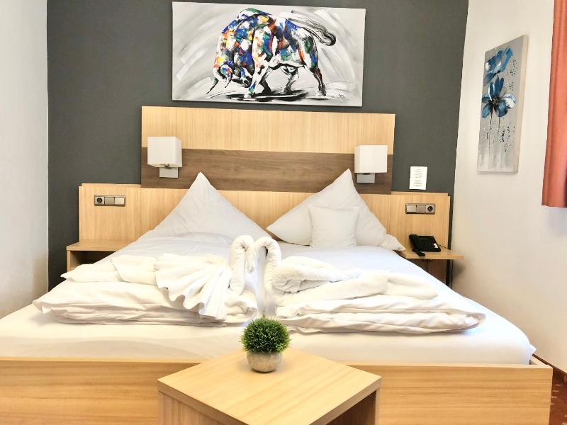 Superior Double Room image 4