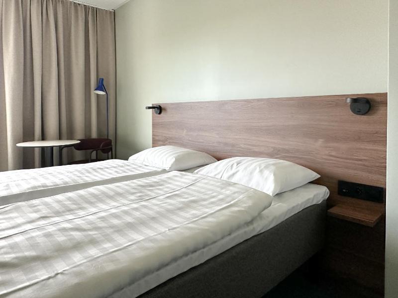Standard Double Room image 1
