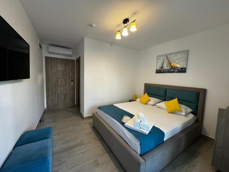 Economy Double Room image 3