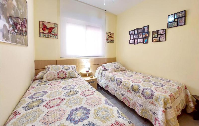Two-Bedroom Apartment image 4