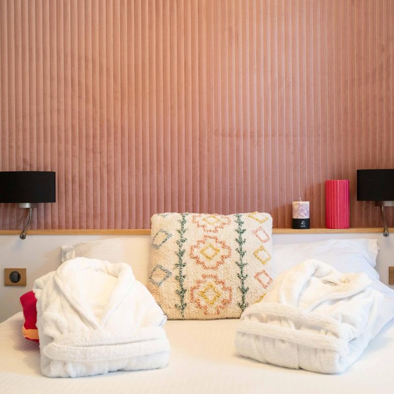 Double Room image 2